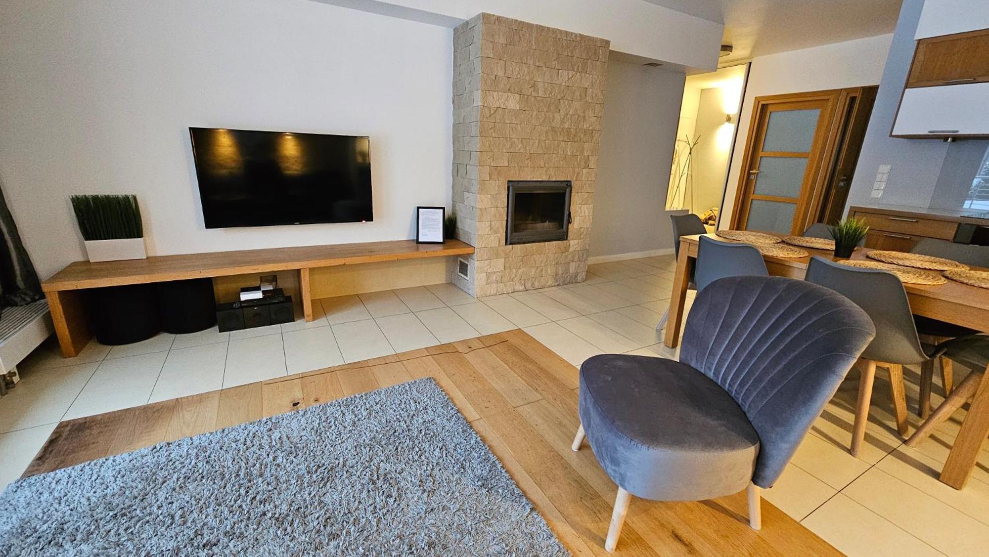 Apartament Zeta Park Deluxe ウストロン エクステリア 写真
